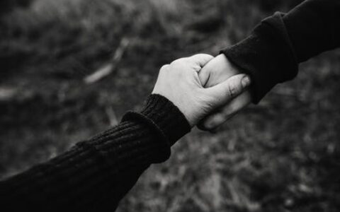 起诉离婚流程和费用多久开庭及离婚需要的费用和资料