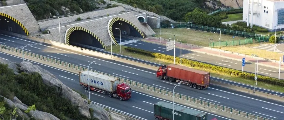 2021年，这些人不准开车了？驾照年龄限制最新政策