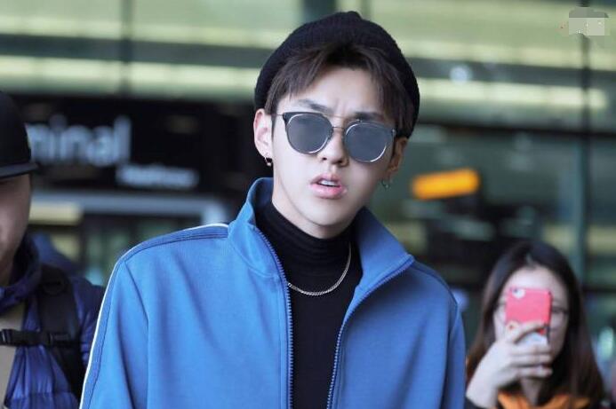 吴亦凡涉嫌强奸被刑拘,“做明星前先做个人”