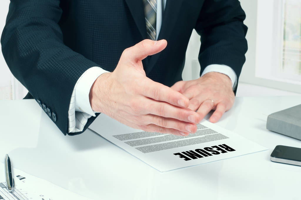 单位不交社保怎么赔偿及员工起诉未交社保赔偿