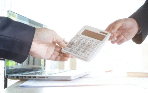 委托人是本人还是别人及委托人和被委托人