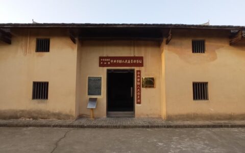 上海劳动法是什么及上海劳动法上班时间规定