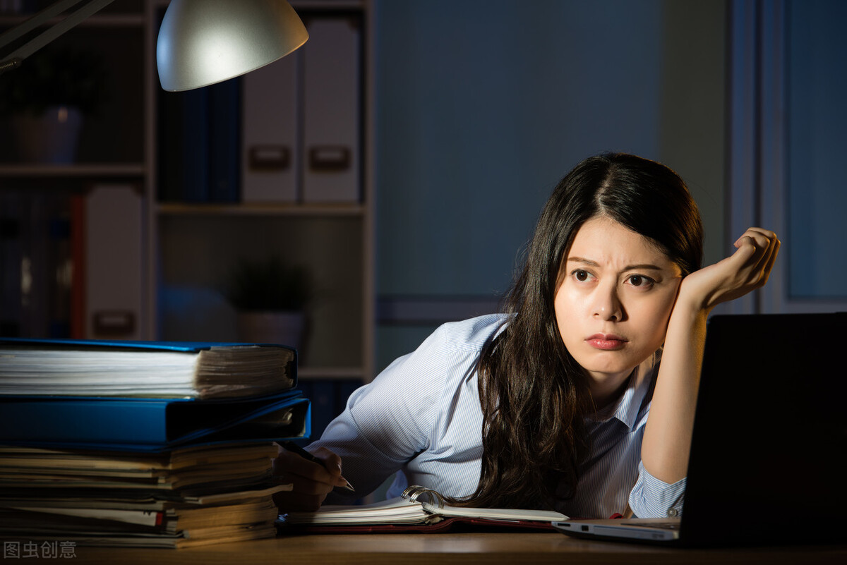 周日加班一定有200%加班费吗？错误！要根据你的工时制来确定