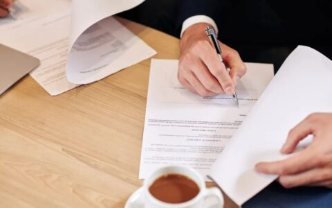 定金合同违约怎样赔偿案例及合同违约处理方法