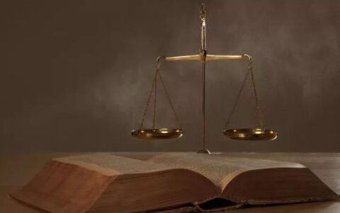 故意伤害罪怎么判及故意伤害罪赔偿与坐牢