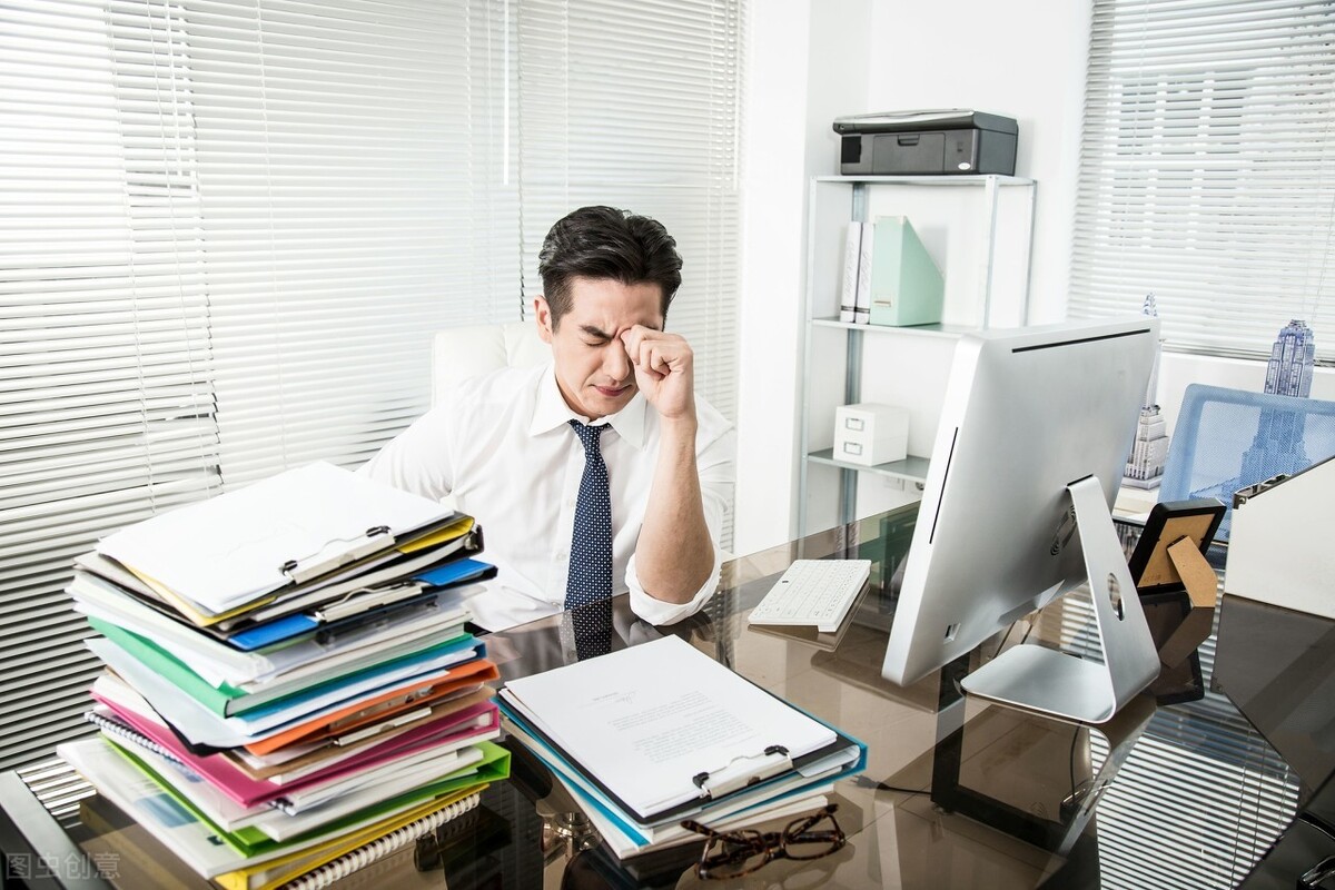 周日加班一定有200%加班费吗？错误！要根据你的工时制来确定