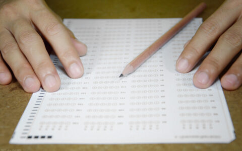 承诺书格式是怎样的及承诺书标准格式及范文