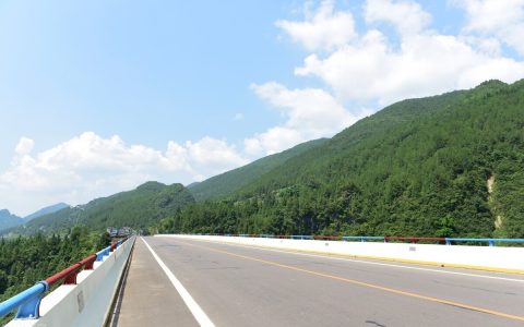 2024清明节高速免费吗及清明节放假高速免费通行时间