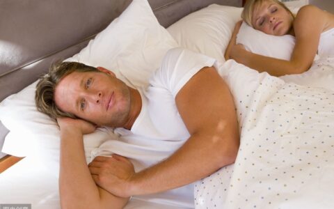 什么是非法同居关系及婚内出轨非法同居界定条件