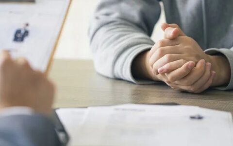 劳动仲裁管辖地的法律规定及申请劳动仲裁需要的手续