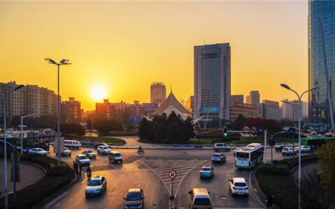 交通肇事逃逸赔偿标准及一般小事故逃逸的后果