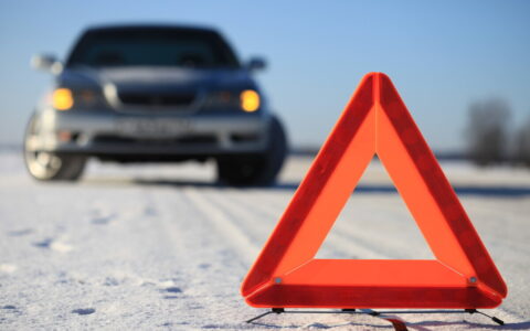 交通事故索赔申请书及交通事故赔偿起诉状范文