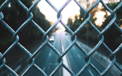 拘捕和拘留有什么区别及刑事拘留最轻的后果