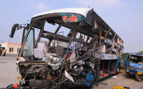 交通肇事逃逸赔偿协议及肇事逃逸的判刑和赔偿