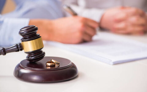 律师咨询费用收取标准及关于房产律师免费咨询