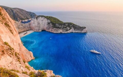 汽车租赁合同模版及个人车辆租赁合同范本简单