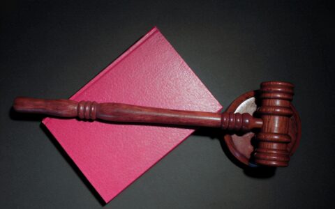 起诉离婚需要什么手续证件及起诉离婚流程和费用