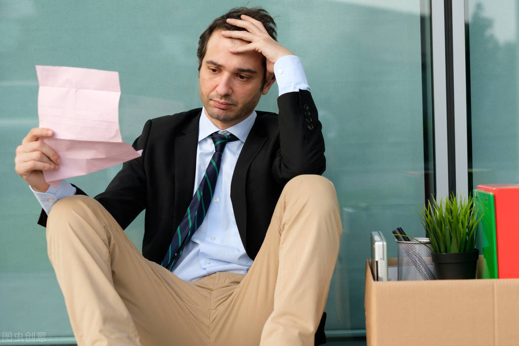 用人单位解除劳动合同，就需要向劳动者赔偿？看律师怎么说