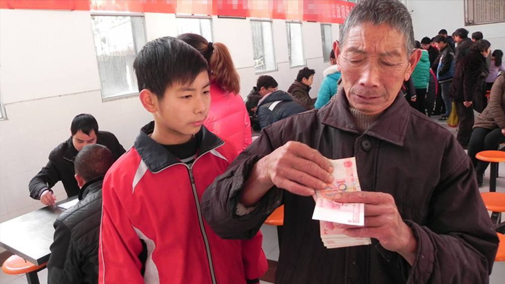 目前农村养老的新政策是什么？农村养老靠个人还是国家？快收藏