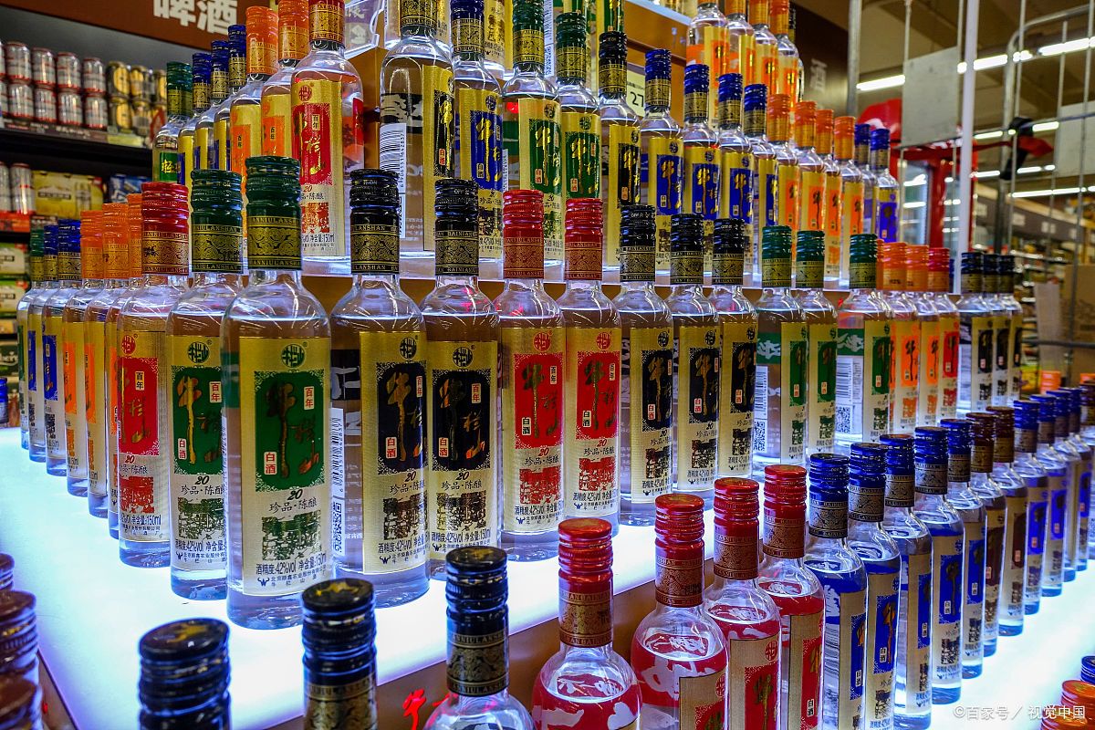 火车上让带酒吗？最多能带几瓶？火车安检指南来了