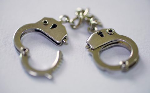 毒品定罪怎么判及审理毒品案件定罪量刑标准