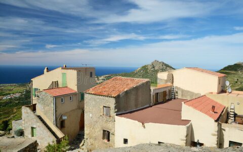 赠予房产过户费用及律师写房产赠与费用