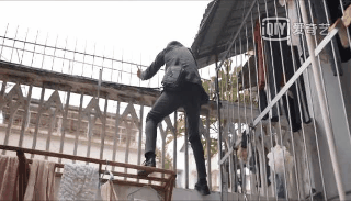 【法眼看剧】《猎罪图鉴》——使用匕首拒捕，如何处罚？