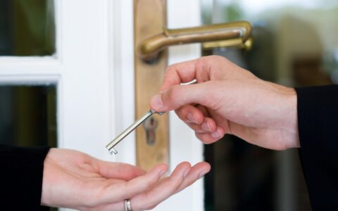 北京市房屋租赁合同自行成交版及北京市房屋租赁合同模板