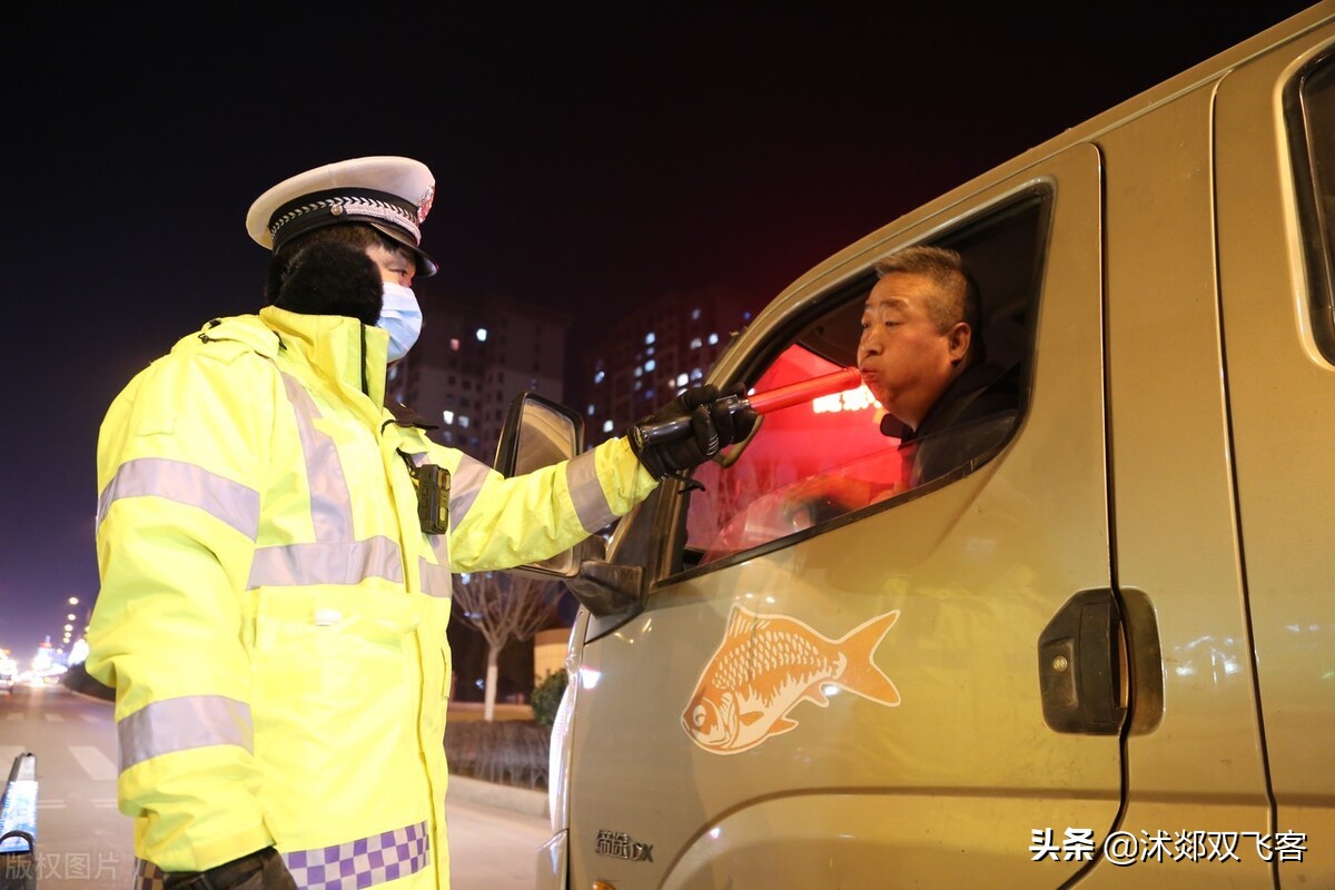 饮酒和醉酒驾驶的界定和处罚规定，2次饮酒驾驶，也会吊销驾照