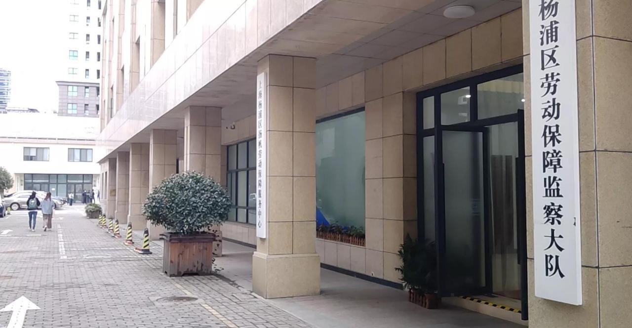 劳动和工伤案件有律师代理最好