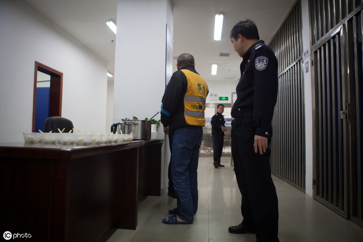 什么是拘役？被判拘役对下一代的影响大吗？