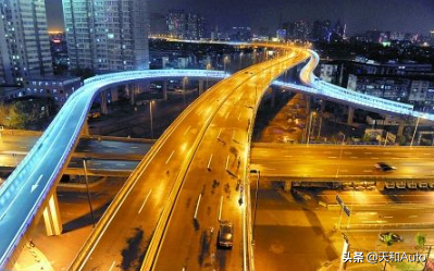 汽车超速驾驶处罚标准详解：不同等级道路罚金有很大差异