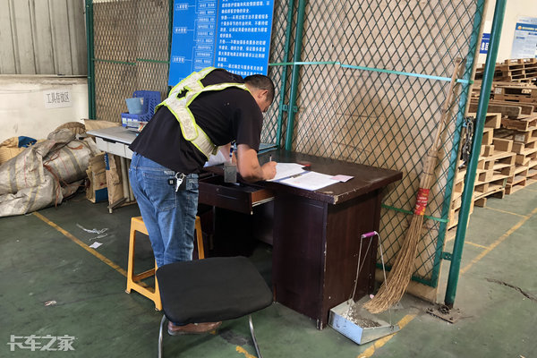 拖欠近81万运费，卡车司机该如何维权？