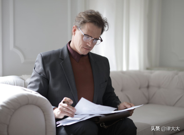 如何审查合同?